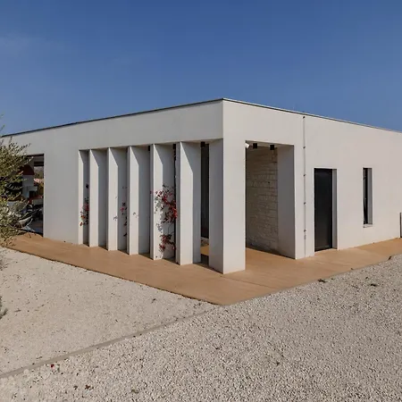 Villa Casa Jena Istria - With Amazing Pool Kringa